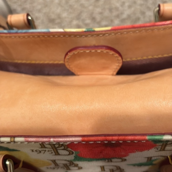 Dooney & Bourke Leather Hibiscus Floral Janine Handbag, fine condition - Picture 10 of 11